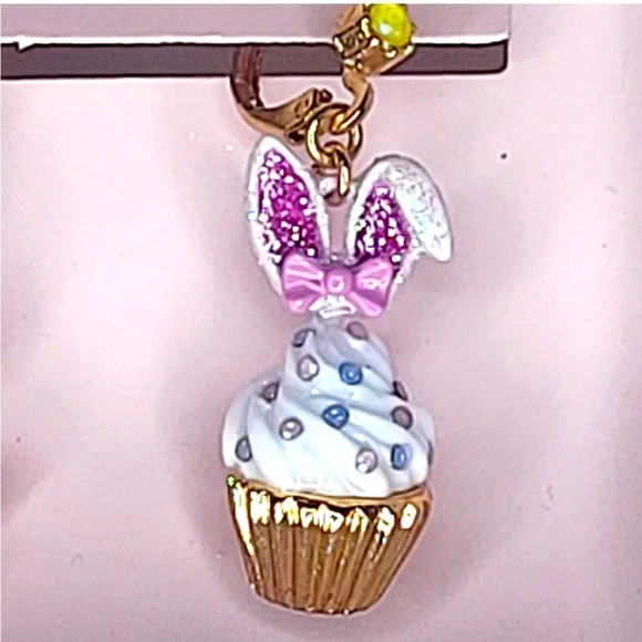 New Betsey Johnson Bunny Cupcake Mismatch Drop Earrings - Picture 7 of 12
